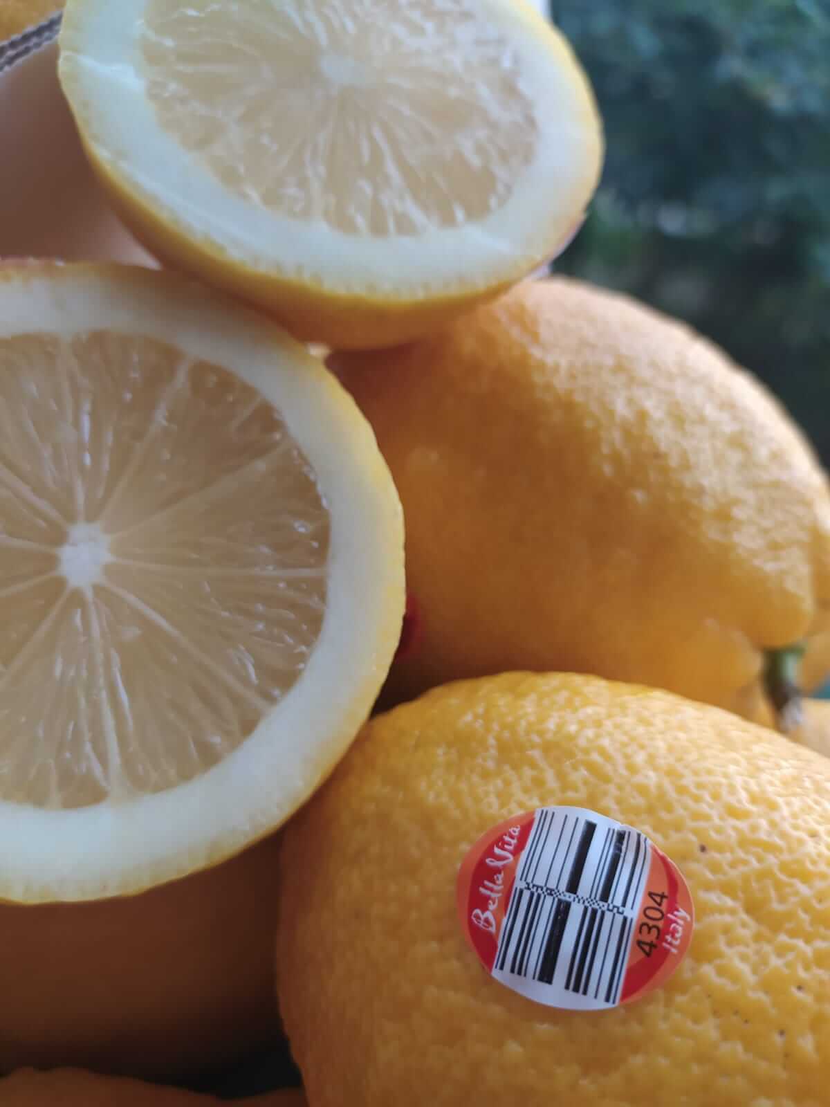Premium Italian Lemons lemons Fruit